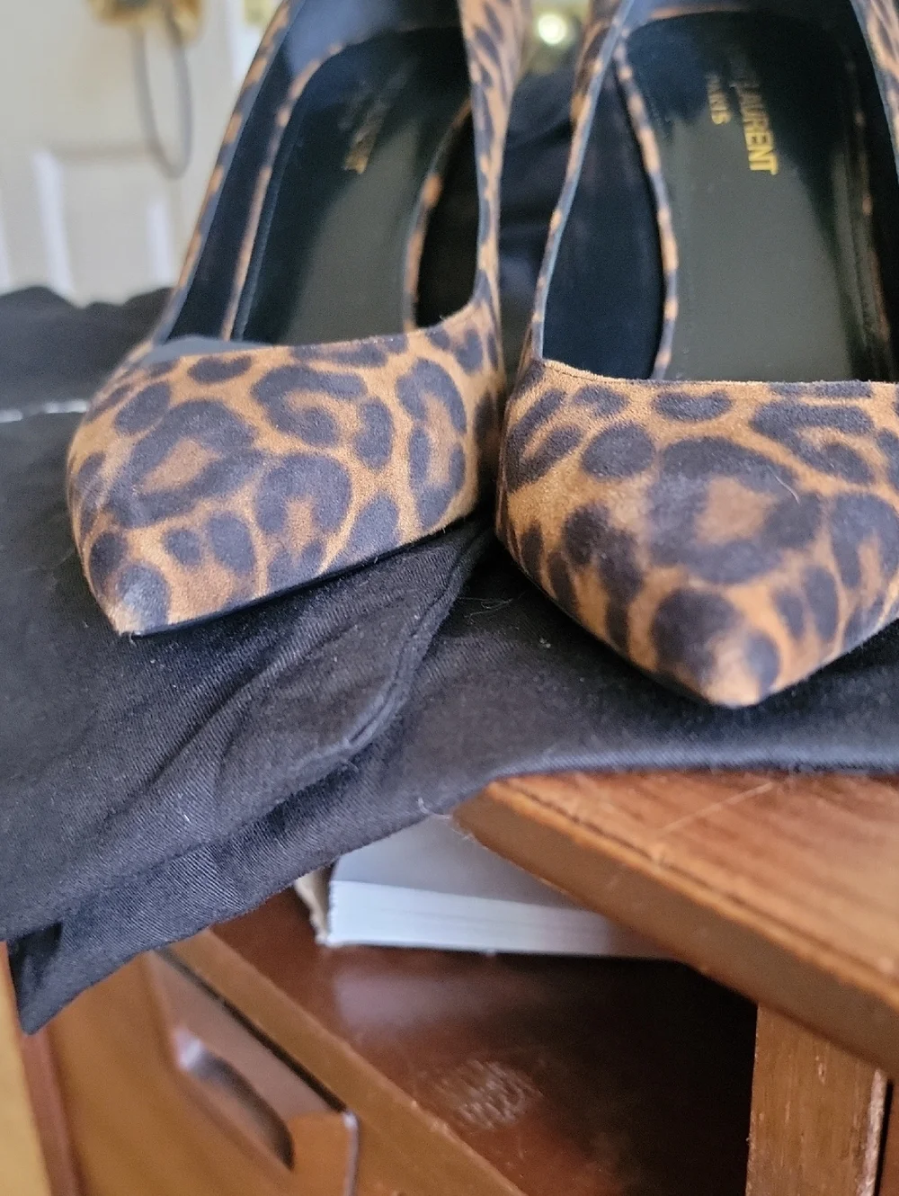 Saint Laurent PARIS Anja Leopard Suede Pointed Toe Pumps - Brown/Black - Picture 3 of 10